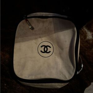 CHANEL MAKEUP BEAUTY bag purse storage cc logo Cosmetic Pouch handbag accessory